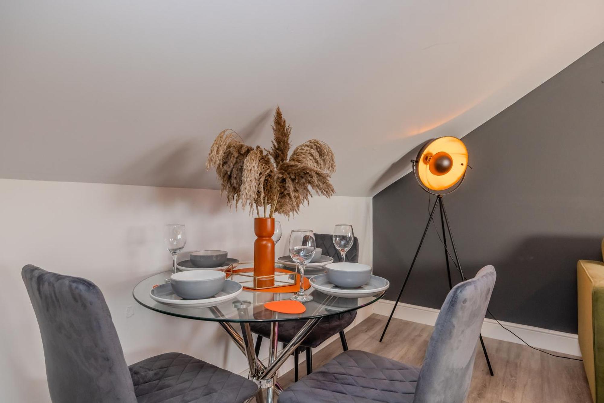 Luxe Living L 2-bedroom Flat With Free Parking Apartamento *
